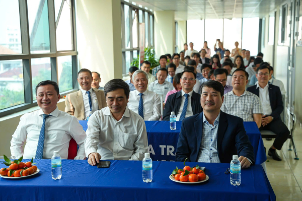 Ra mắt Trung tâm Đào tạo xuất sắc - Trường Đại học Nha Trang - Kiến tạo không gian đào tạo khai mở năng lực, định hình lộ trình, hướng tới sự xuất sắc