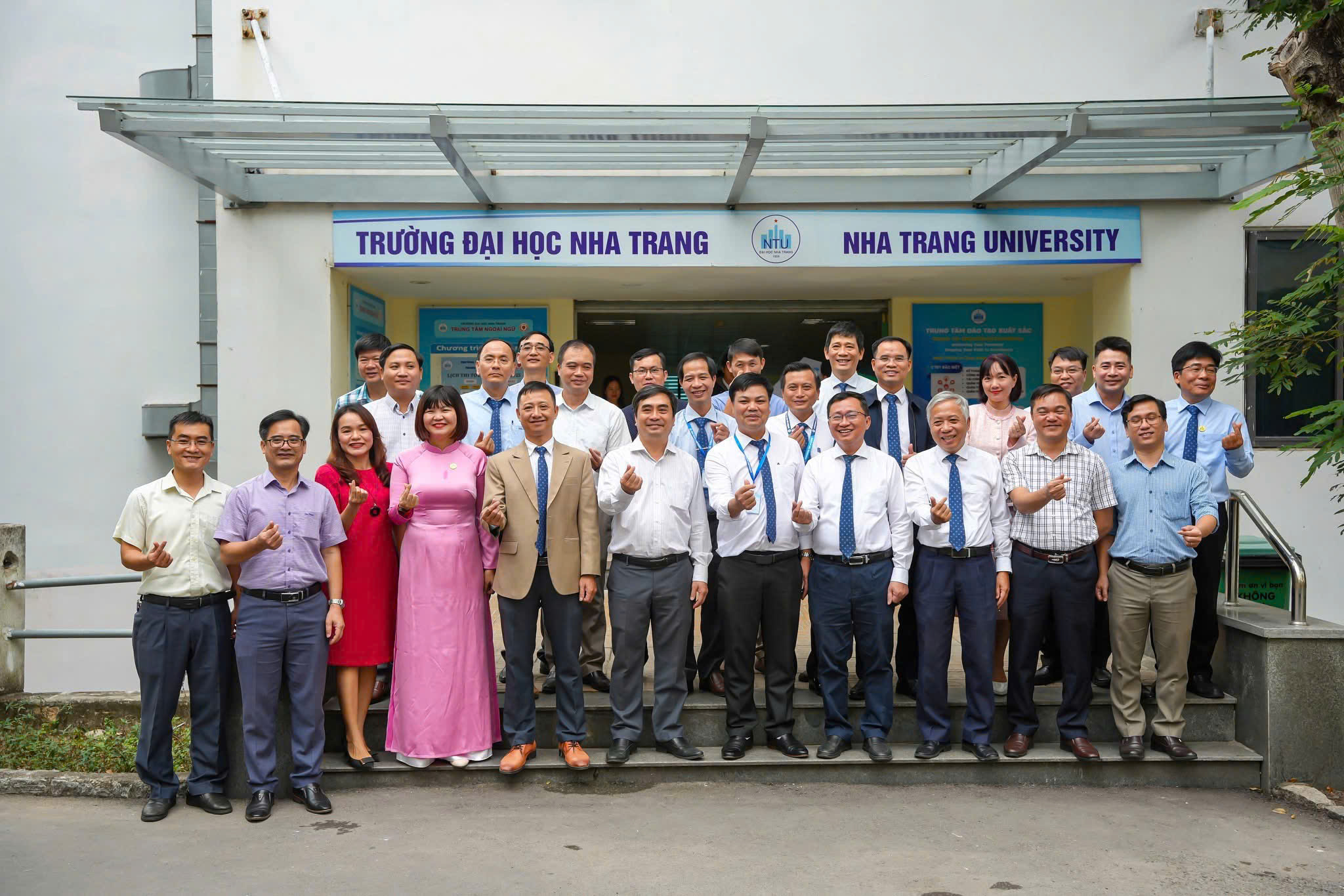 Ra mắt Trung tâm Đào tạo xuất sắc - Trường Đại học Nha Trang - Kiến tạo không gian đào tạo khai mở năng lực, định hình lộ trình, hướng tới sự xuất sắc