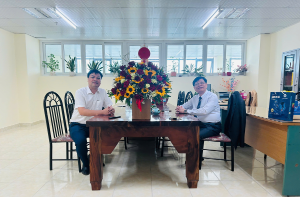 Trung tâm Đào tạo xuất sắc – Trường Đại học Nha Trang trao đổi kinh nghiệm vận hành các chương trình đào tạo đặc biệt