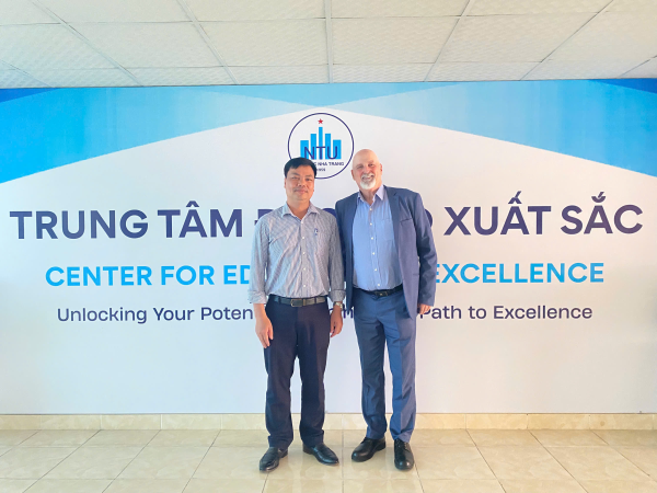 Trung tâm Đào tạo xuất sắc (CEE) và Trung tâm Ngoại ngữ (CFL) - Trường Đại học Nha Trang làm việc Asia Education Solutions