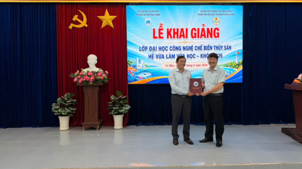 Trường Đại học Nha Trang tham dự Lễ khánh thành Công ty TNHH Chế biến Thủy sản Minh Phú Khánh An tại Cà Mau