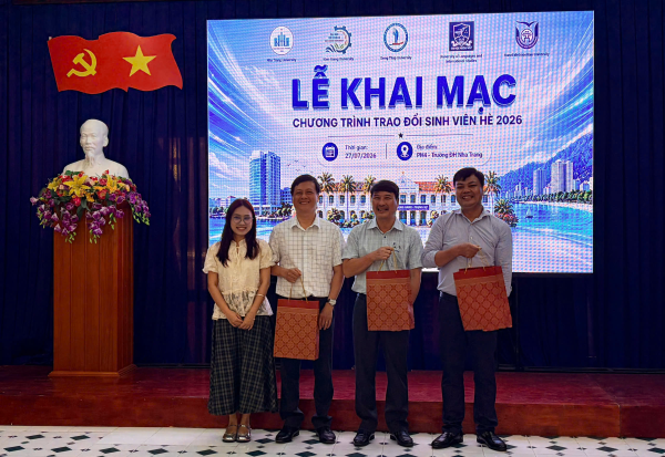 Lễ Khai mạc Chương trình trao đổi sinh viên hè 2026 đợt 2 giữa Trường ĐH Nha Trang (NTU) và Trường ĐH Ngoại ngữ - ĐHQGHN (ULIS)