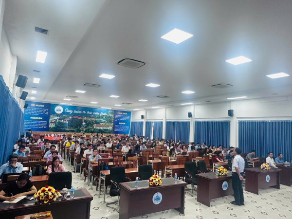Trường Đại học Nha Trang tập huấn triển khai các chương trình đào tạo xuất sắc theo Quyết định 1091/QĐ-ĐHNT