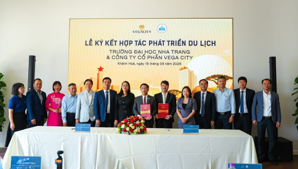 Công ty Cổ phần Vega City và Trường Đại học Nha Trang ký kết hợp tác phát triển du lịch