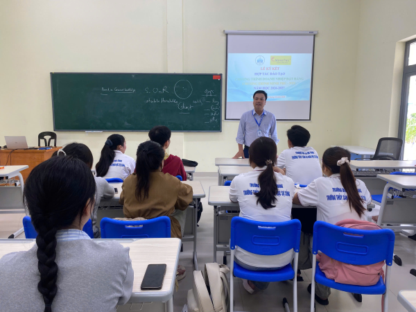 Trường Đại học Nha Trang tổ chức ký kết hợp tác đào tạo với sinh viên chương trình Minh Phú – NTU